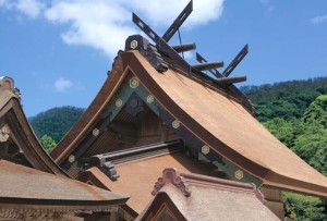 platinum izumo temple mountains